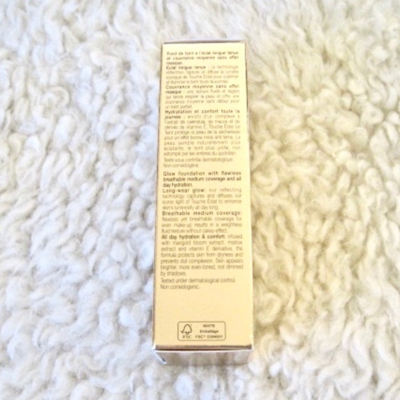 YSL Touche Eclat Le Teint Foundation B10 - Picture 7 of 9